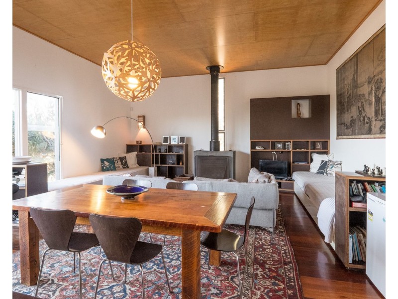 6 Samarinda Drive, Point Lookout QLD 4183