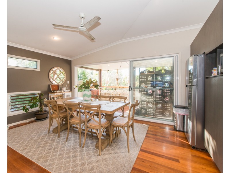 1/18 George Nothling Drive, Point Lookout QLD 4183