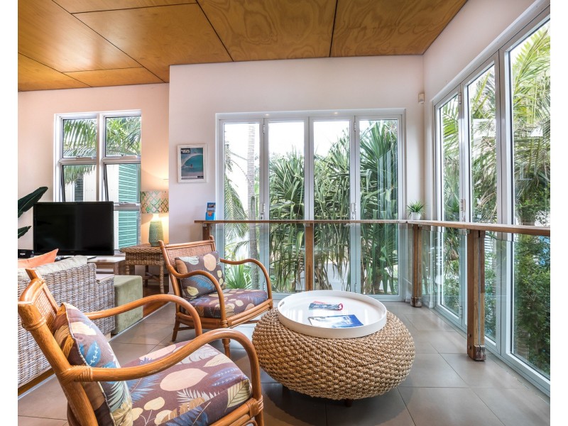 2/12 Samarinda Drive, Point Lookout QLD 4183