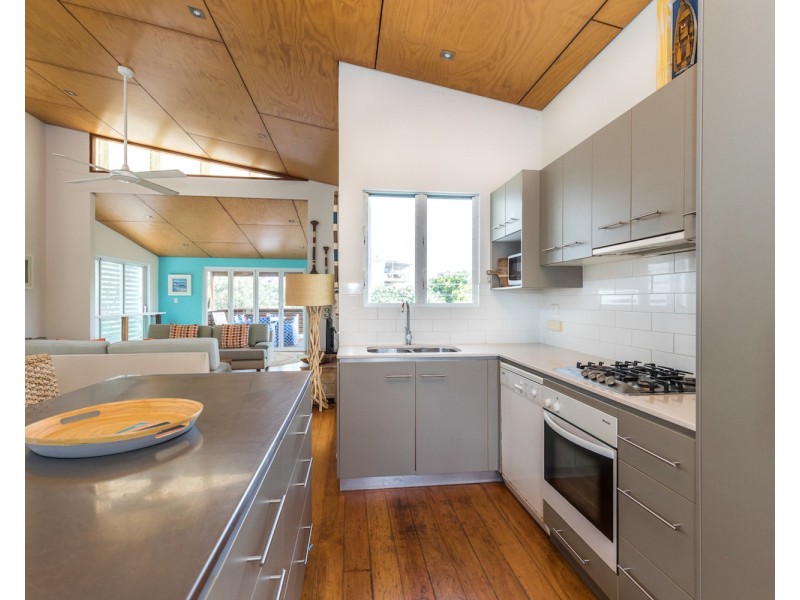 3/12 Samarinda Drive, Point Lookout QLD 4183