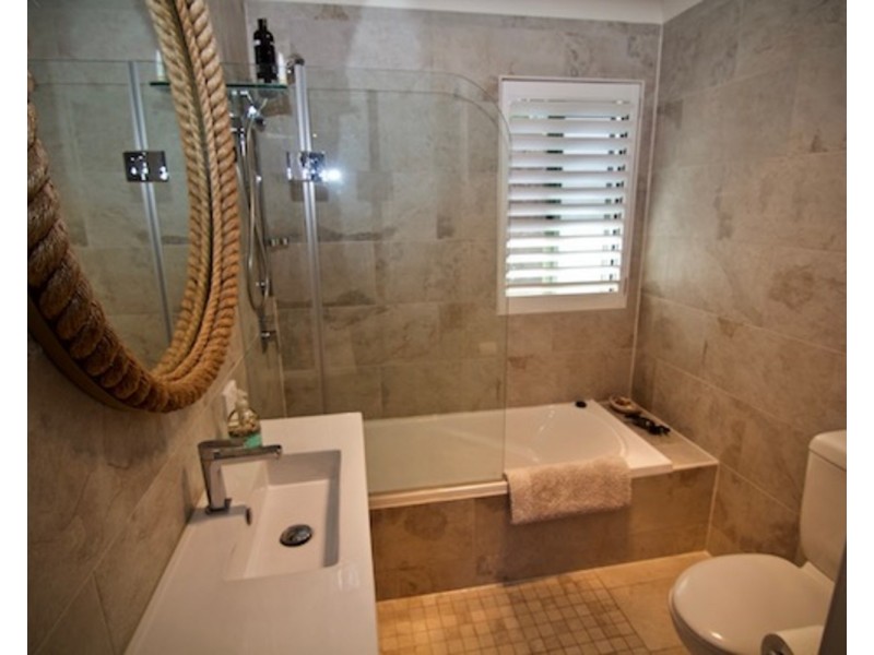 5/4-10 Kennedy Drive, Point Lookout QLD 4183