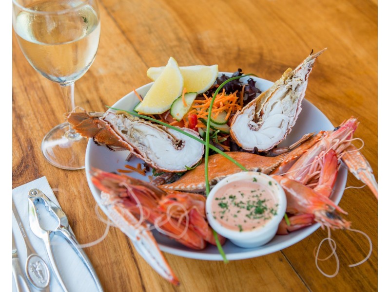 “Fishes Cafe” Mooloomba Road, Point Lookout QLD 4183