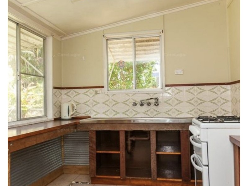 6 Oxley Parade, Dunwich QLD 4183