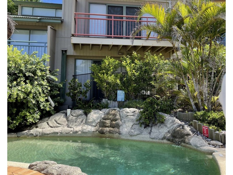 12/4-10 Kennedy Drive, Point Lookout QLD 4183