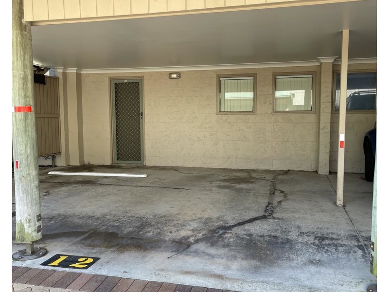 12/4-10 Kennedy Drive, Point Lookout QLD 4183