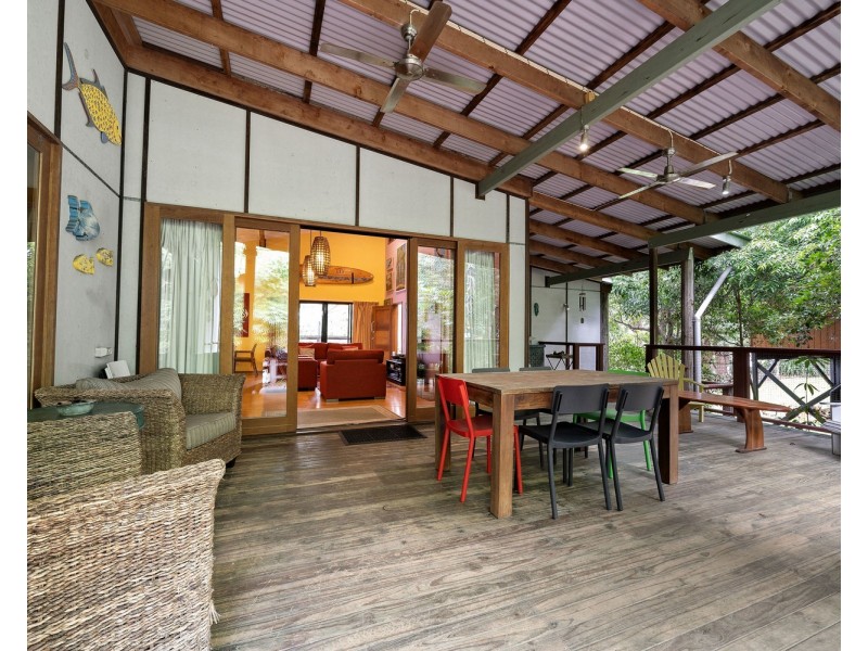 5 Bimba Street, Point Lookout QLD 4183