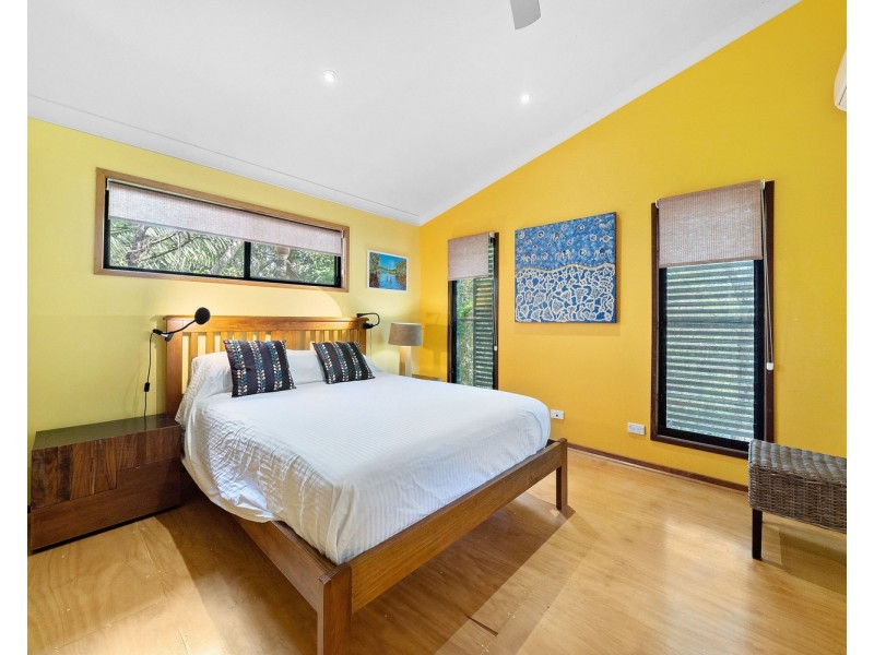 5 Bimba Street, Point Lookout QLD 4183