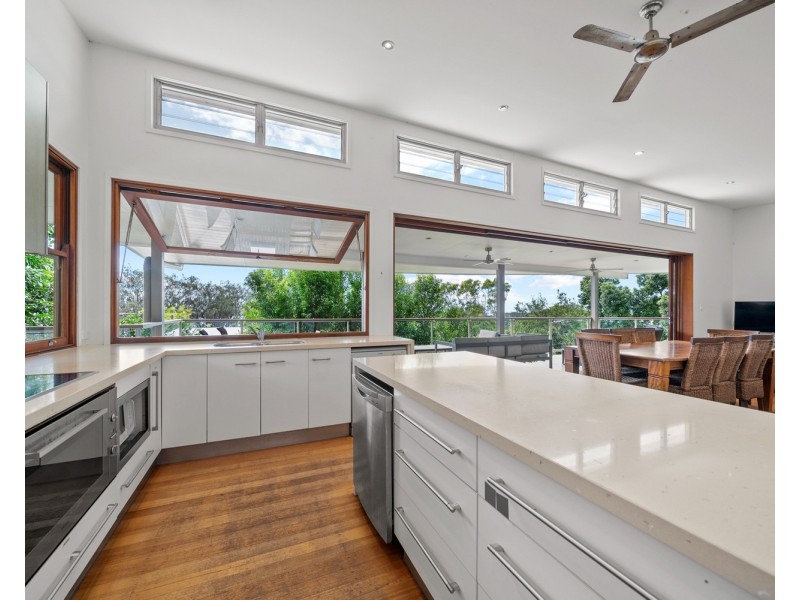 1/16 Cumming Parade, Point Lookout QLD 4183