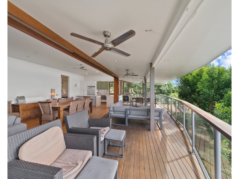 1/16 Cumming Parade, Point Lookout QLD 4183