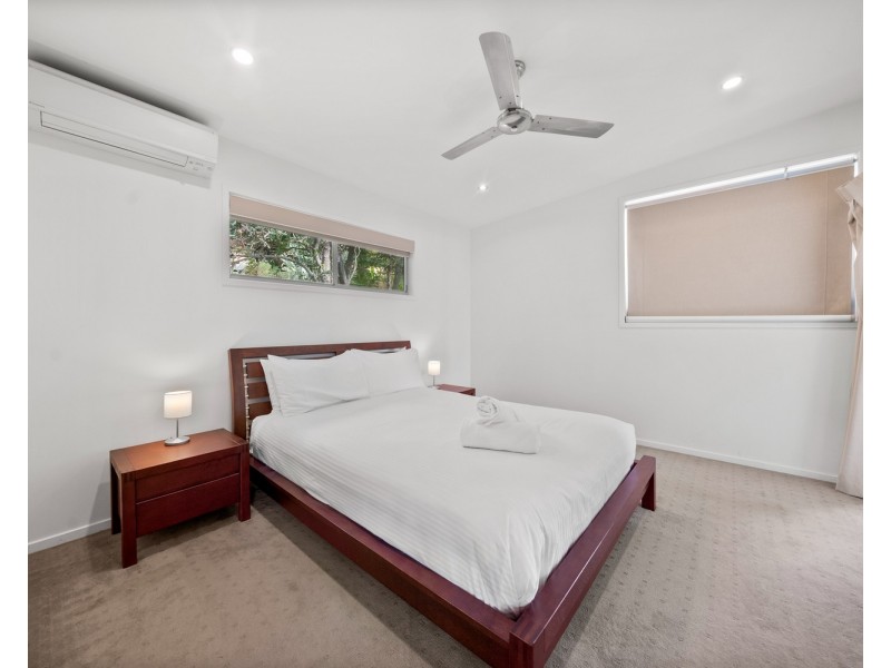 1/16 Cumming Parade, Point Lookout QLD 4183