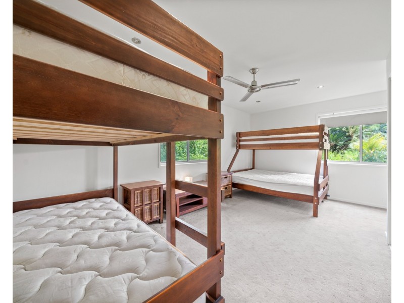 1/16 Cumming Parade, Point Lookout QLD 4183