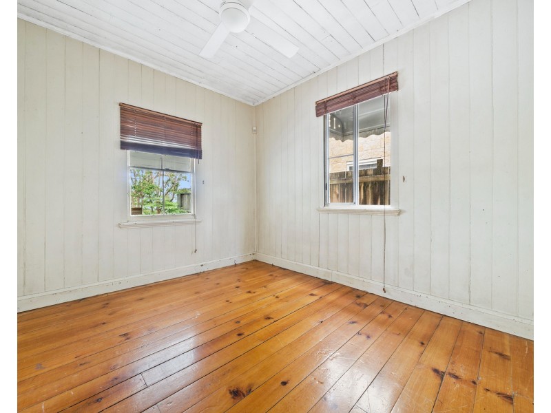 27 Gibson Street, Annerley QLD 4103