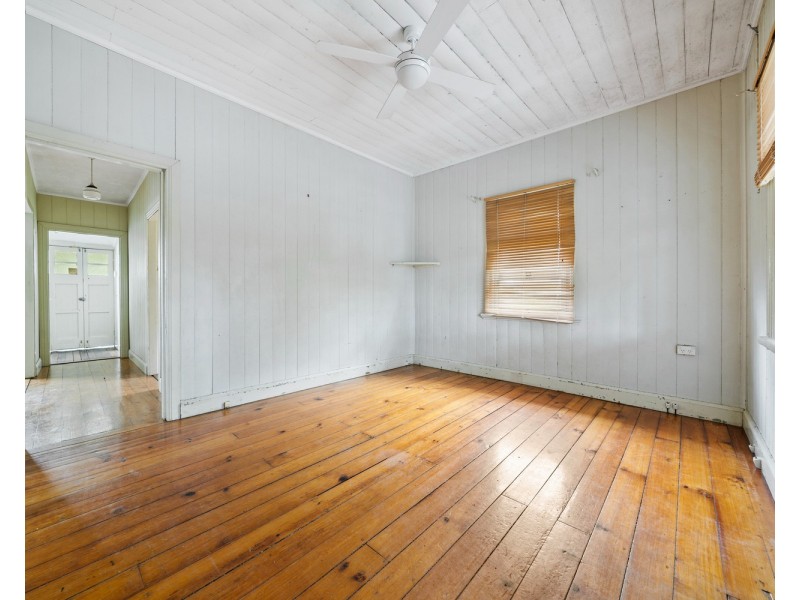 27 Gibson Street, Annerley QLD 4103