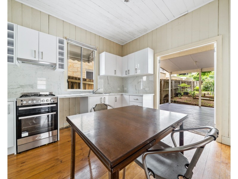 27 Gibson Street, Annerley QLD 4103