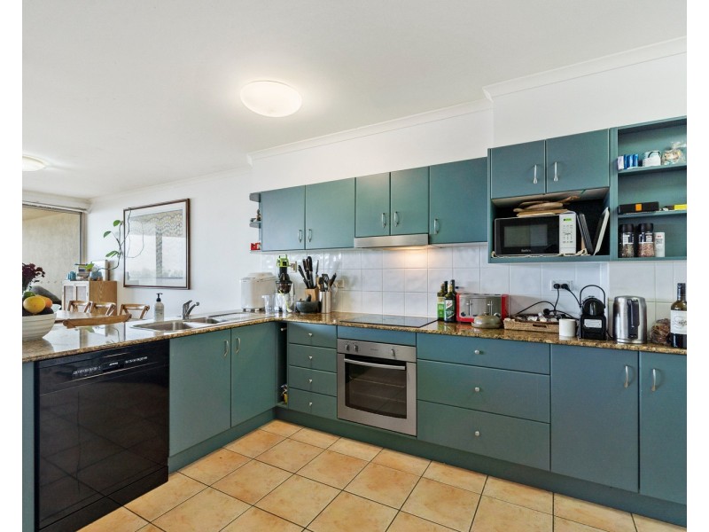 28/7A Samarinda Drive, Point Lookout QLD 4183