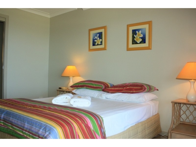 9/1 Samarinda Drive, Point Lookout QLD 4183