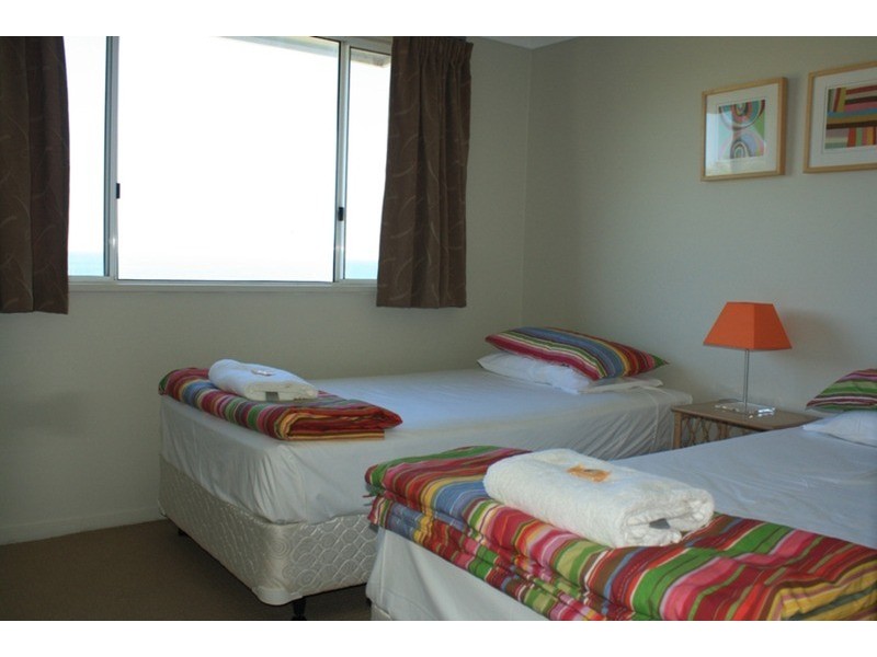 9/1 Samarinda Drive, Point Lookout QLD 4183