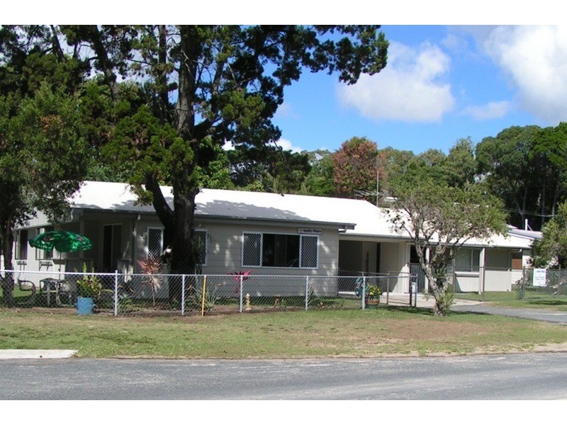 6 Ballow Street, Amity Point QLD 4183