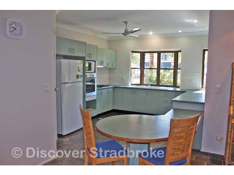 124 Tramican Street, Point Lookout QLD 4183