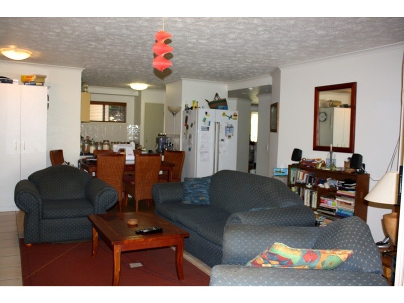 25/11-13 Samarinda Drive, Point Lookout QLD 4183