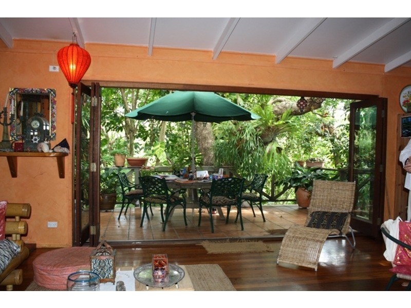 20A Yarrong Road, Point Lookout QLD 4183