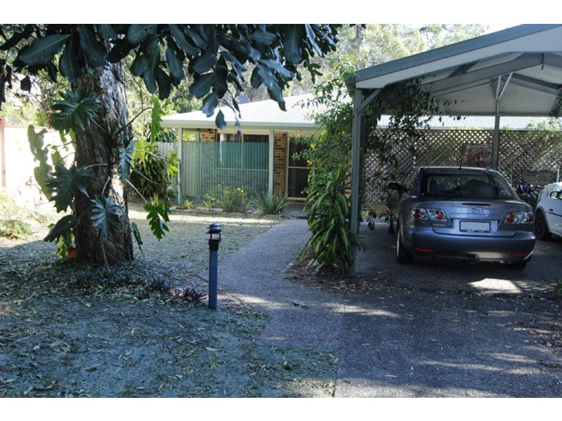 38 Kindara Street, Amity Point QLD 4183