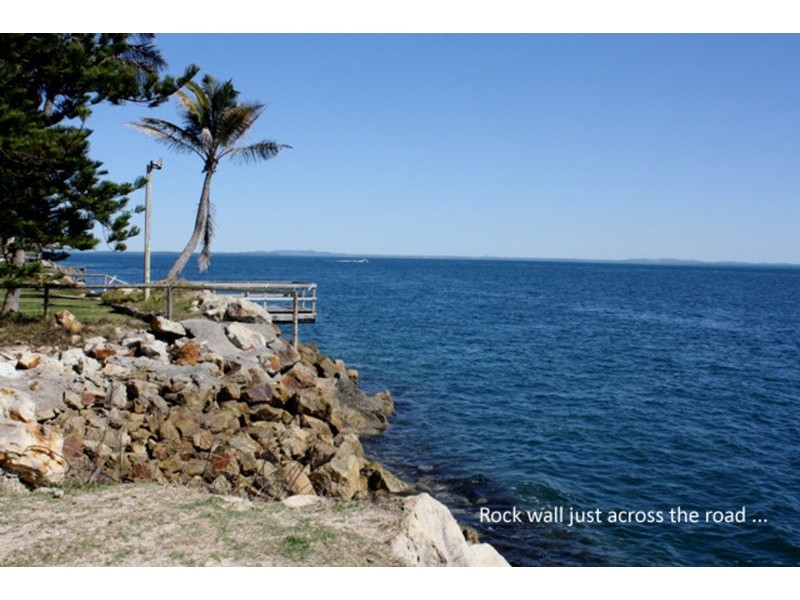 2 Millers Lane, Amity Point QLD 4183