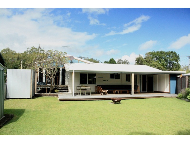 46 Gonzales Street, Amity Point QLD 4183