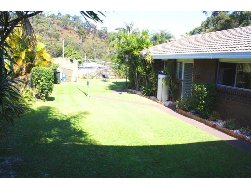 15 Rainbow Crescent, Dunwich QLD 4183