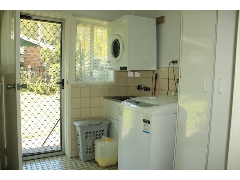 15 Rainbow Crescent, Dunwich QLD 4183
