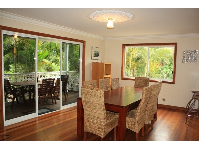 42 Karboora Drive, Point Lookout QLD 4183