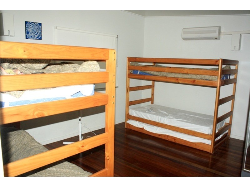 49 Dickson Way, Point Lookout QLD 4183