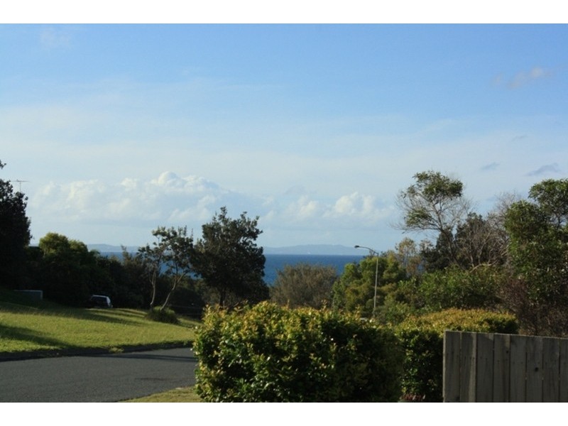 28 George Nothling Drive, Point Lookout QLD 4183