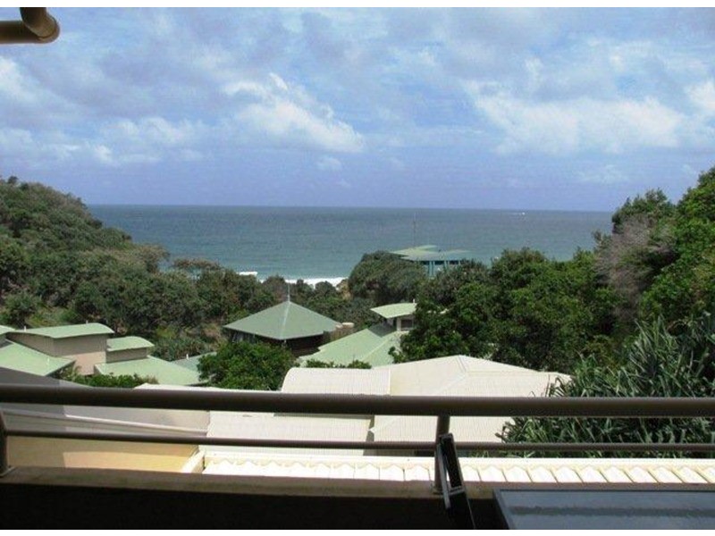 18/1-5 Samarinda Drive, Point Lookout QLD 4183