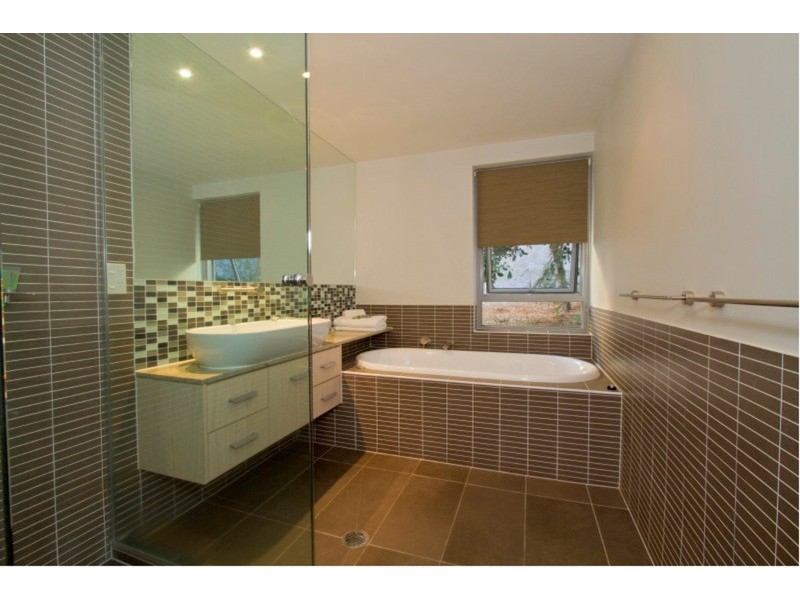 1/158-172 Dickson Way, Point Lookout QLD 4183