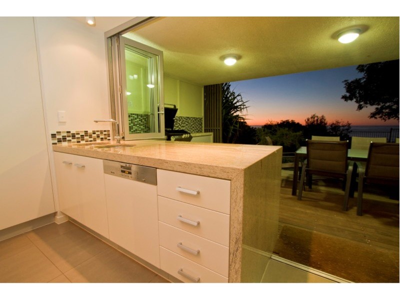 1/158-172 Dickson Way, Point Lookout QLD 4183