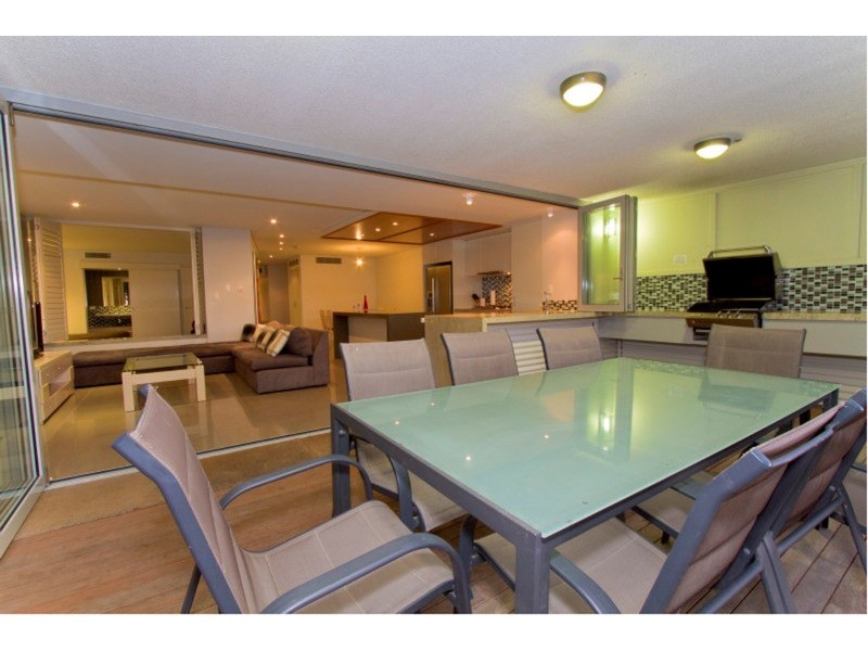 1/158-172 Dickson Way, Point Lookout QLD 4183