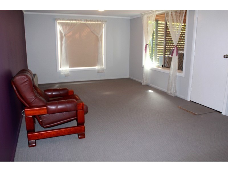 10 Oxley Parade, Dunwich QLD 4183