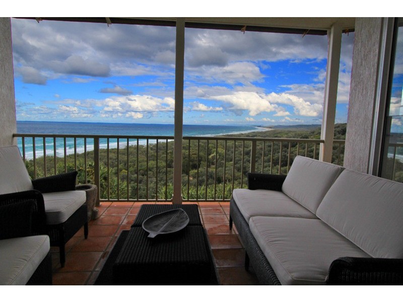 19/11-13 Samarinda Way, Point Lookout QLD 4183