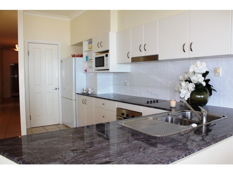 19/11-13 Samarinda Way, Point Lookout QLD 4183