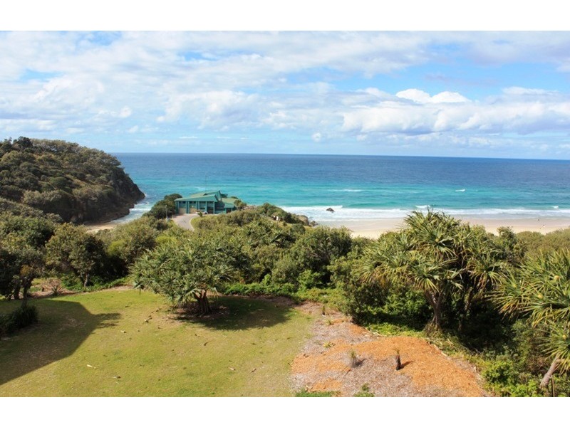 19/11-13 Samarinda Way, Point Lookout QLD 4183