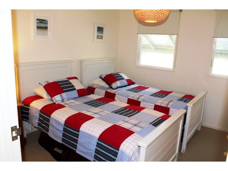 49 Cumming Parade, Point Lookout QLD 4183