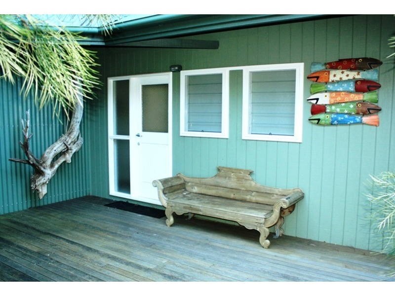 49 Cumming Parade, Point Lookout QLD 4183