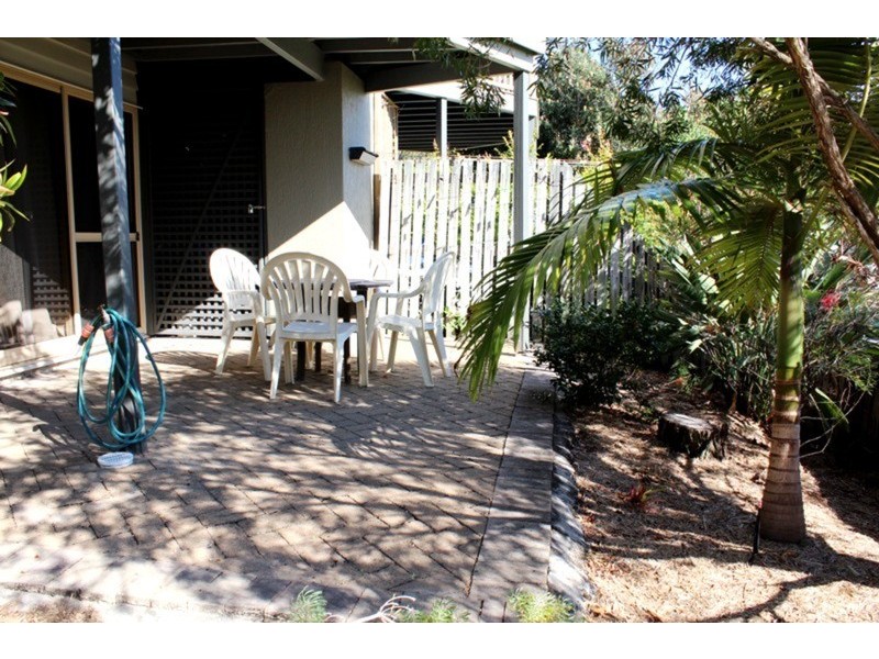 18/21-25 Cumming Parade, Point Lookout QLD 4183