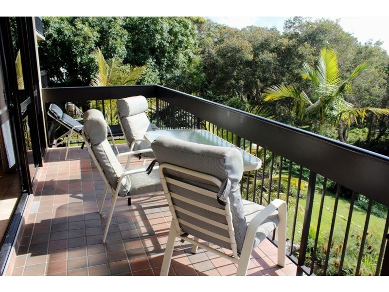 112 Dickson Way, Point Lookout QLD 4183