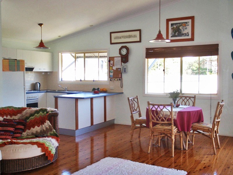 26 Bigoon  Road, Point Lookout QLD 4183