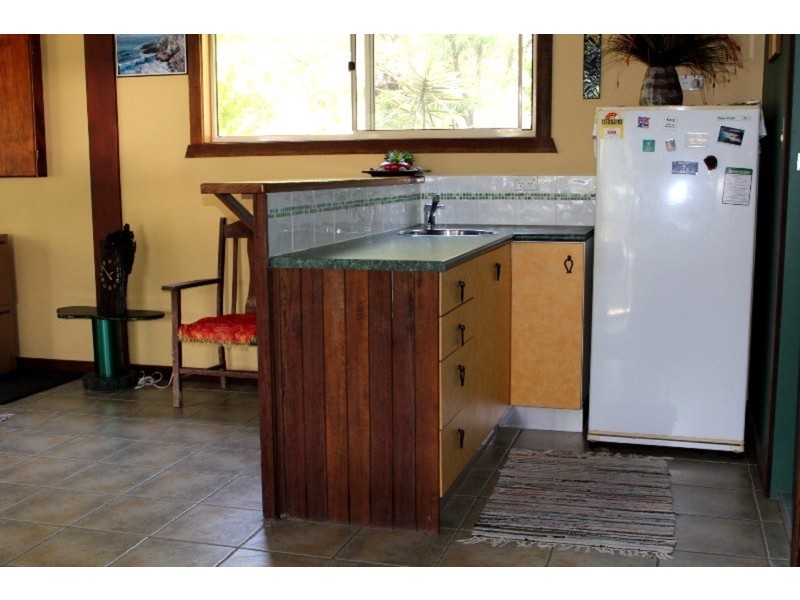 26 Bigoon  Road, Point Lookout QLD 4183