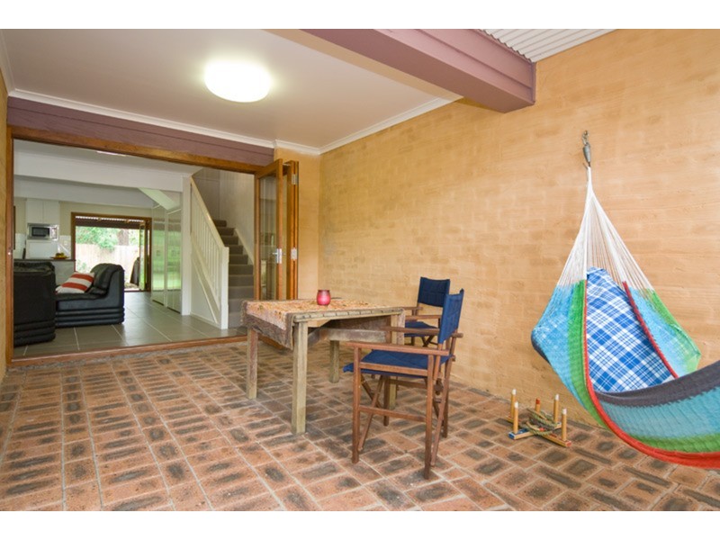 2/3 Prosperity Street, Point Lookout QLD 4183