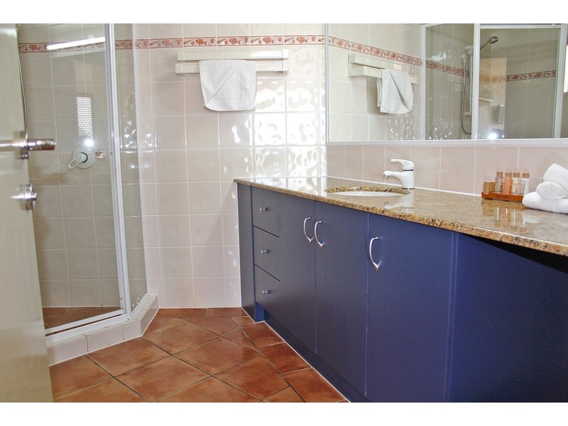 27/11-13 Samarinda Drive, Point Lookout QLD 4183