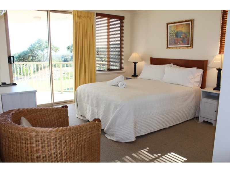 27/11-13 Samarinda Drive, Point Lookout QLD 4183